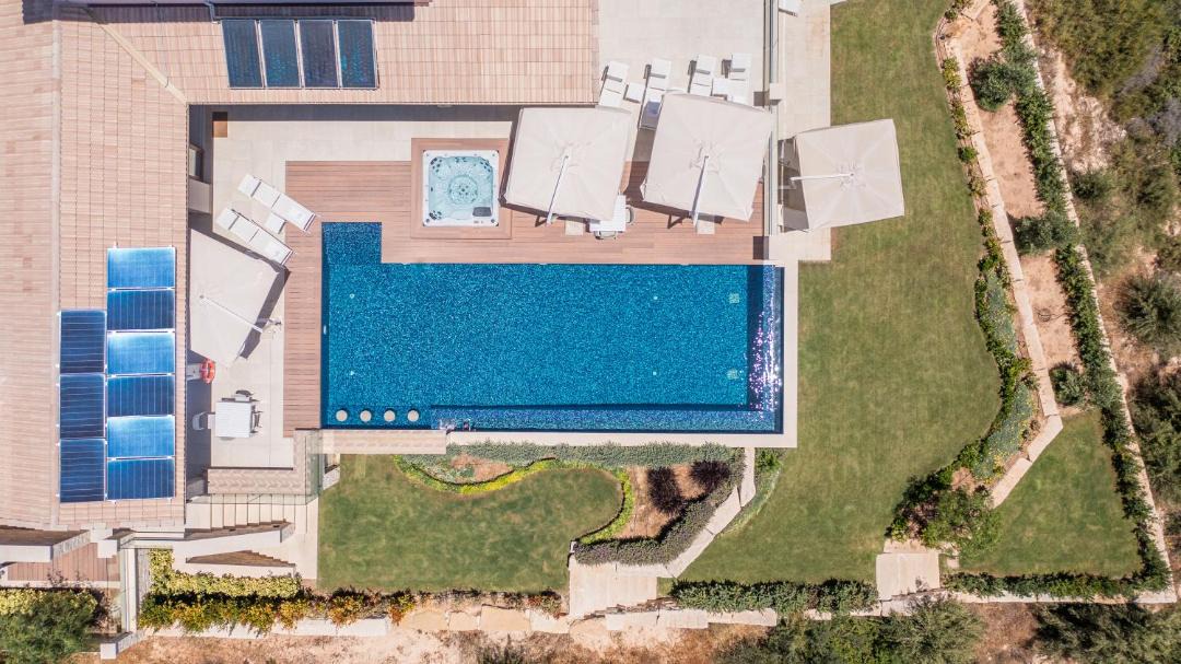 Photo of Others in Aphrodite Hills