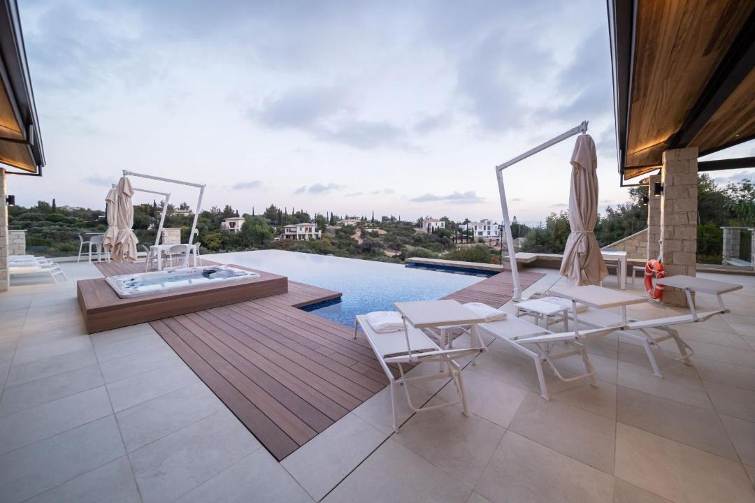 Photo of Others in Aphrodite Hills