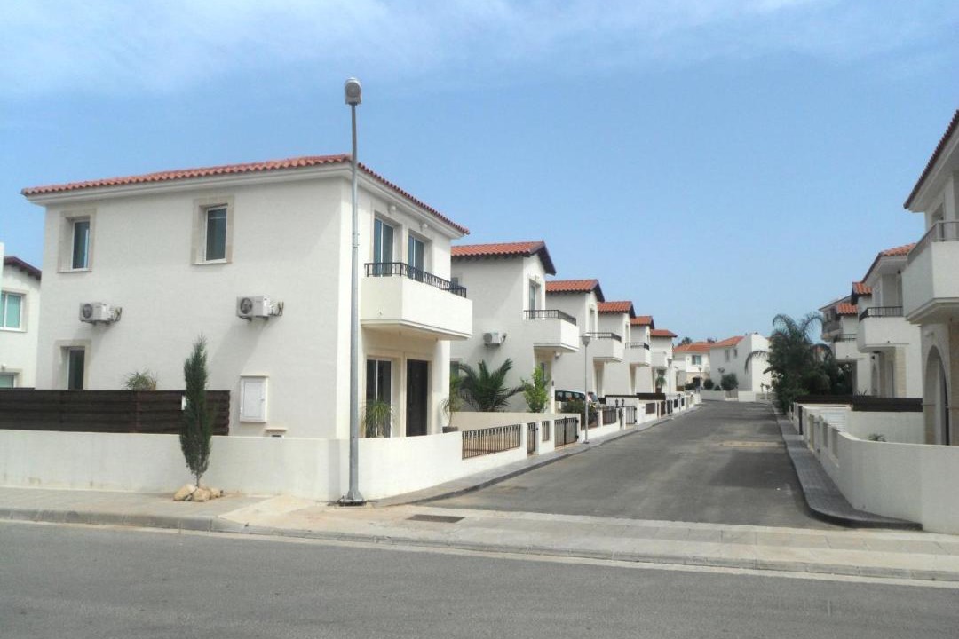 Photo of Others in Pernera