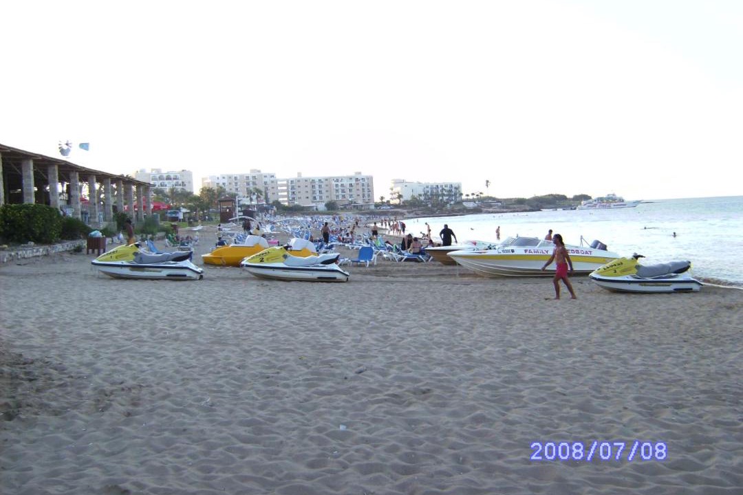 Photo of Others in Pernera