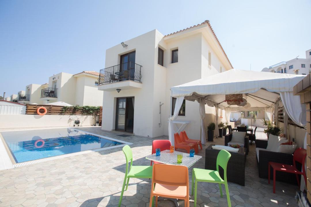 Photo of Patio Balcony in Pernera