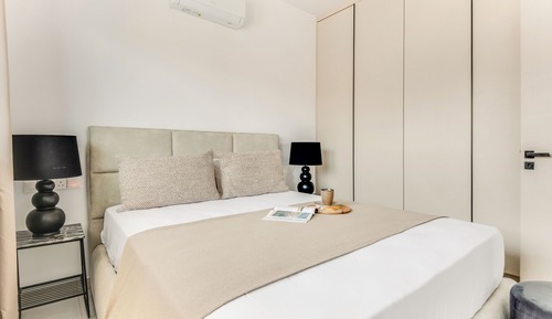 Apartment, 2 Bedrooms, Balcony, City View