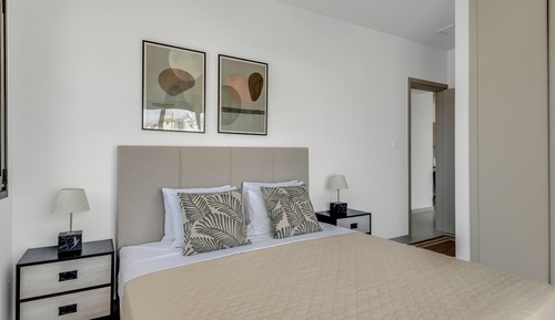 Apartment, 2 Bedrooms, Balcony, City View