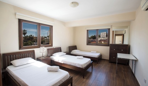 Apartment, 2 Bedrooms, Balcony, City View