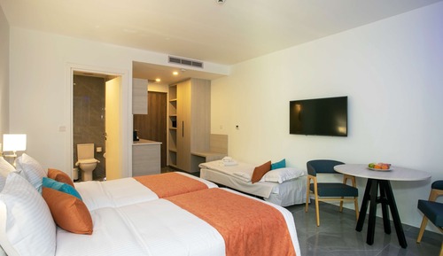 Suite, 1 King Bed, Non Smoking (with Sofabed)