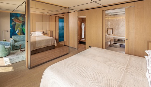 Signature Suite, Sea View