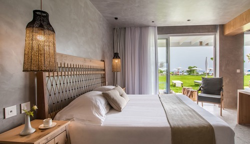 Villa, Beachfront