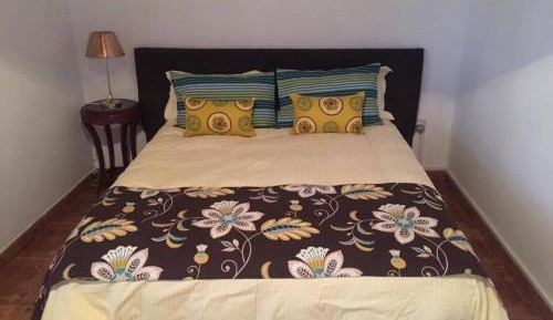 Deluxe Double Room (2 Adults + 1 Child)