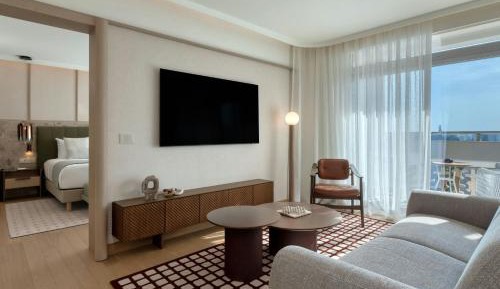 Governor Suite, 1 Bedroom Suite, Skyline view, Balcony