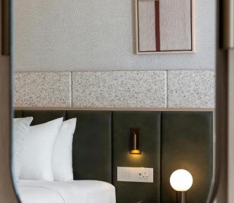 Comfort Twin Poolside, Guest room, Balcony