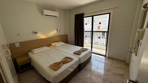 One-Bedroom Standard Apartment