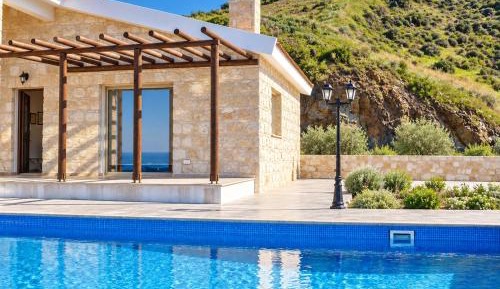 Three-Bedroom Villa with Private Pool and Sea View