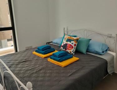Two-Bedroom Apartment with Balcony and Sea View