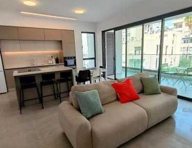 Two-Bedroom Apartment with Balcony and Sea View