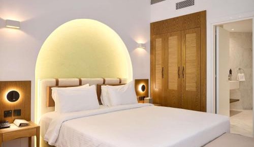 Junior King Suite