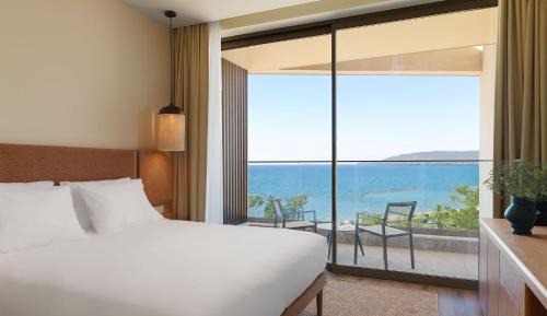 One Bedroom Suite Sea View