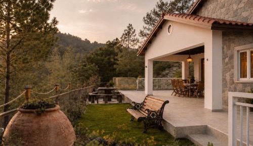 Three-Bedroom Vacation Home 