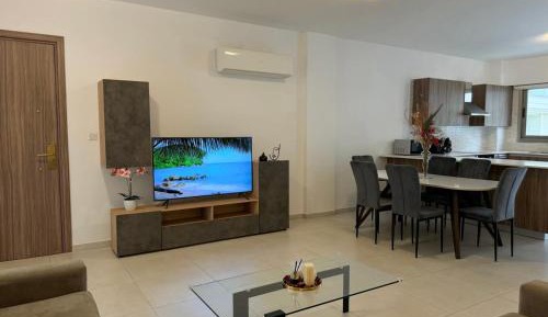 Three-Bedroom Apartment with Balcony
