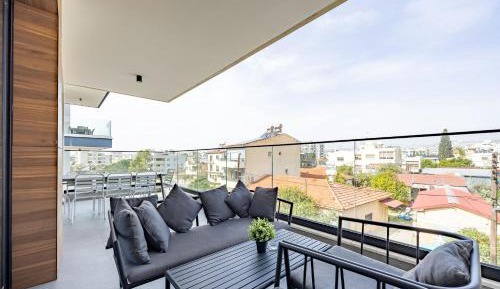 Three-Bedroom Premium Apartment with Balcony