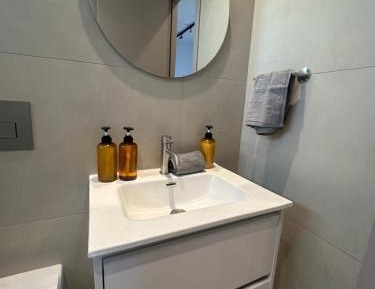 Studio Apartment with Balcony