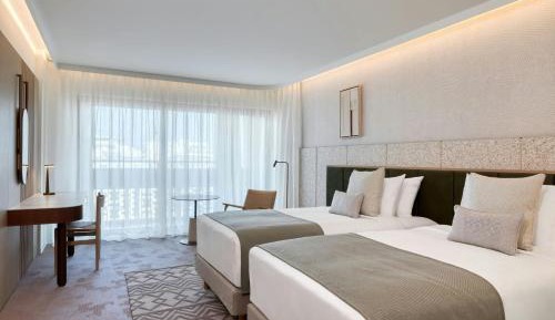 Comfort Twin Poolside, Guest room, Balcony