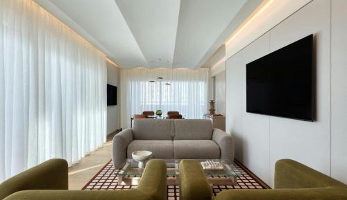 Senator Suite, 1 Bedroom Suite, Poolside, Balcony