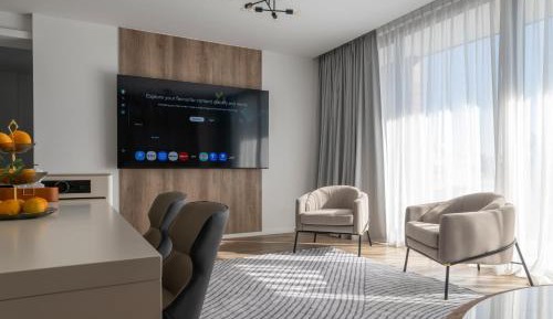 Two-Bedroom Apartment with Balcony and Sea View