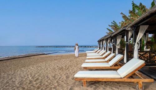 Executive One-Bedroom Suite with Sea View and Private Pool