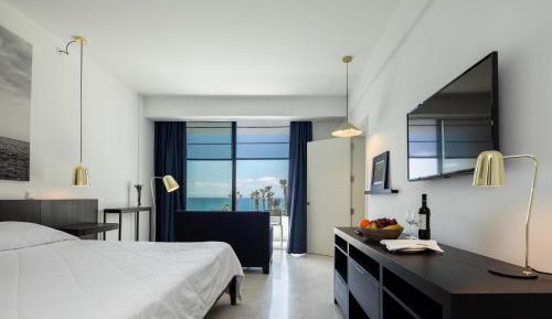 One-Bedroom Suite