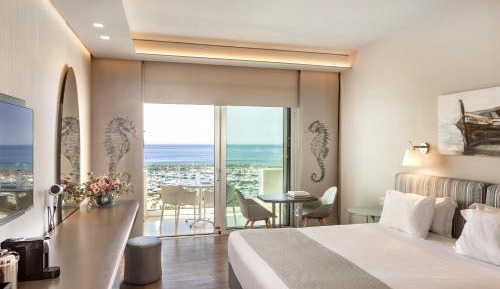 Imperial Front Sea & Marina View Room