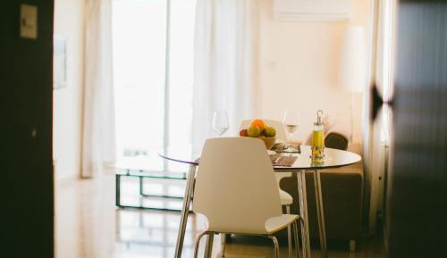 Superior One-Bedroom Apartment with Balcony