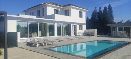 Villa with Sea View