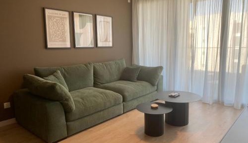 One-Bedroom Apartment with Balcony