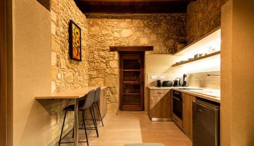 Deluxe Double or Twin Room with Mountain View