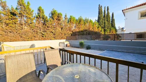 One-Bedroom Apartment with Terrace