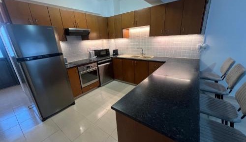  Superior Three-Bedroom Maisonette with Sea View and Large Private Patio
