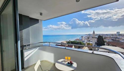 Apartment with Sea View