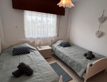 Twin Room with Shared Bathroom