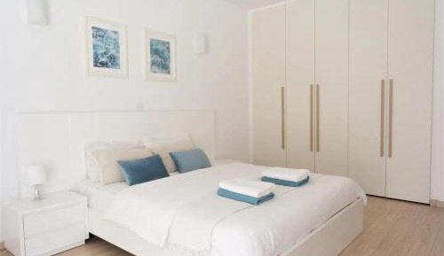 Two-Bedroom Apartment with City View