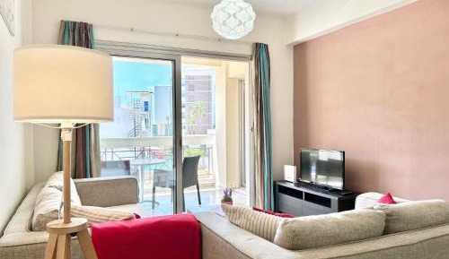 One-Bedroom Apartment with Balcony and Sea View
