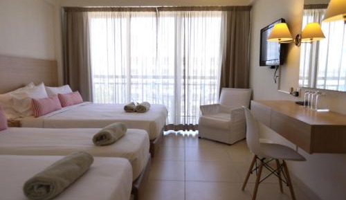 Standard Family Room (2 Adults + 2 Children)