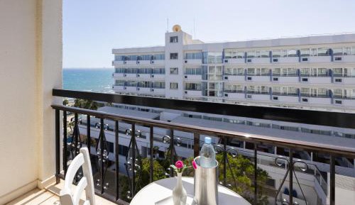 Standard Triple Room with Side Sea View
