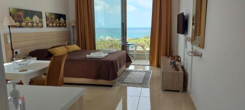 Panoramic Sea View Studio Apartment