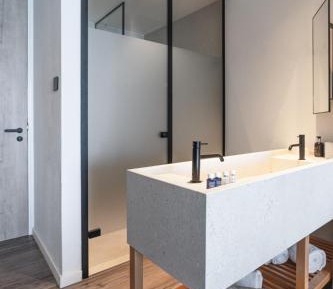 Inland View Room