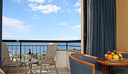 Standard Double or Twin Room with Sea View
