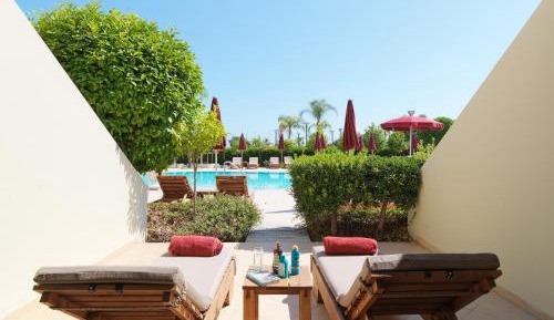 Executive Pool Level Room with Terrace