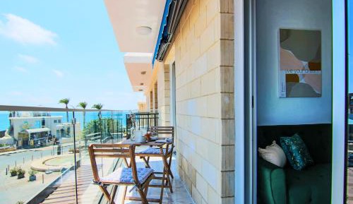 Apartment with Sea View
