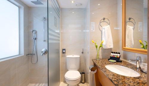 Classic Double Room with Land View