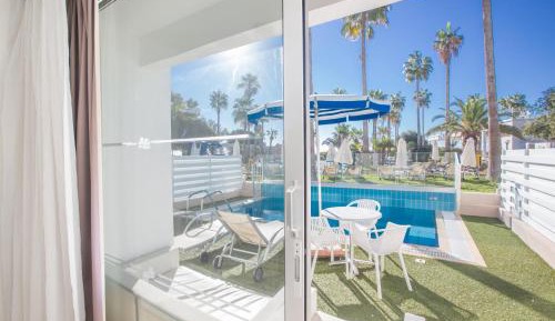 Junior Suite with Private Pool