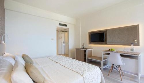 Family Suite with Sea View